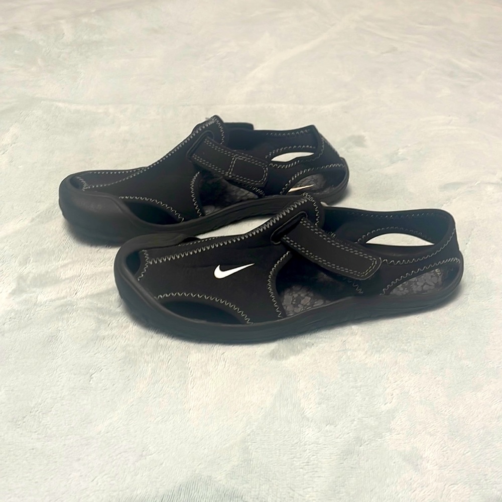 KIDS Nike Sandals